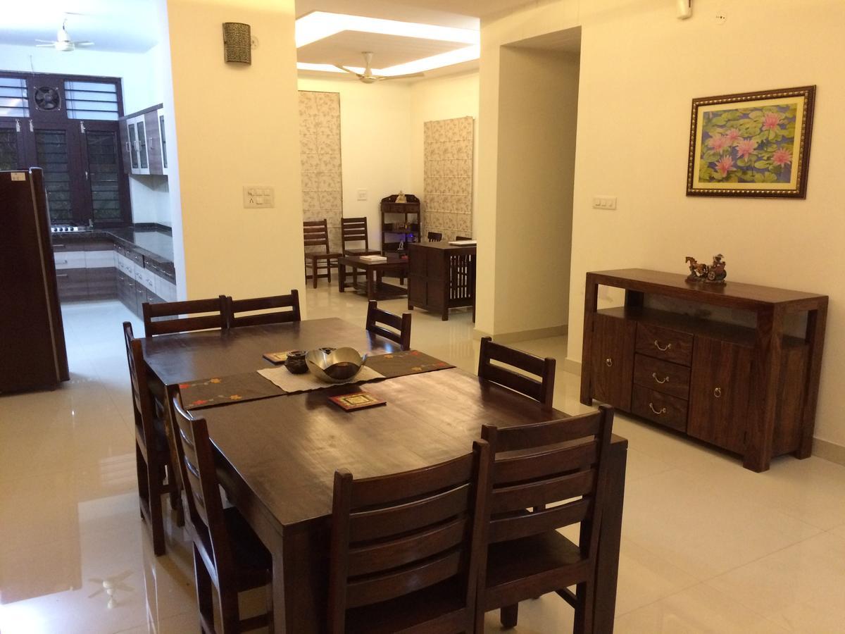 White Tulips Home Stay Jaipur Eksteriør bilde