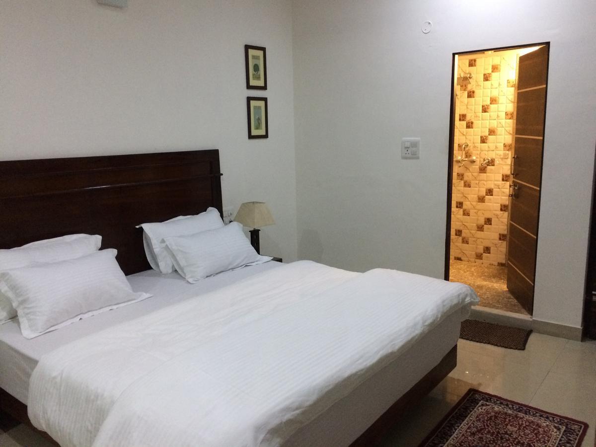 White Tulips Home Stay Jaipur Eksteriør bilde